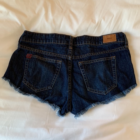 BDG Jean Shorts, Size 26, Low rise - Picture 2 of 2